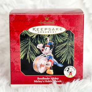 Christmas ornament 1997 Hallmark Keepsake Mickey Mouse holiday parade